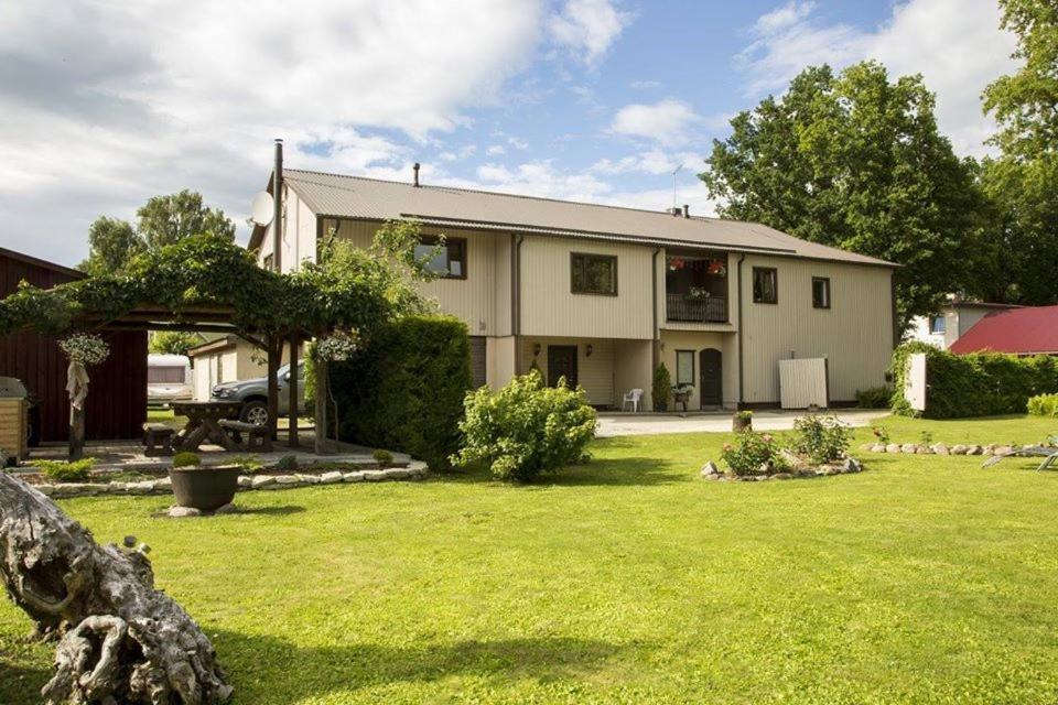 פולטסמה Vahe Guest House מראה חיצוני תמונה